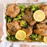 za'atar chicken with lemon on a sheet pan