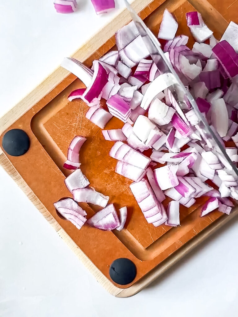 cutting red onion